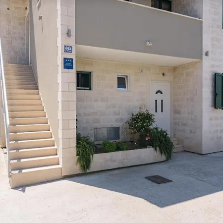 Apartamento Vujina - One Bedroom And Balcony