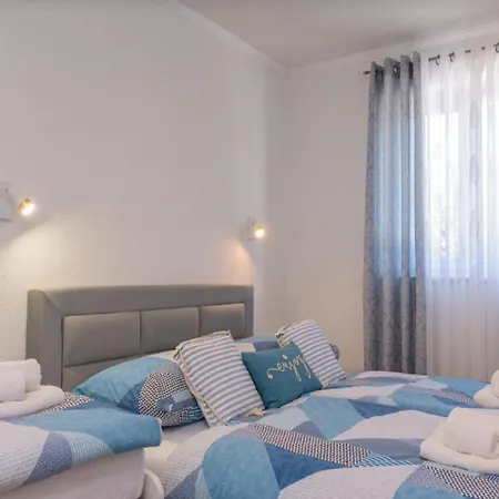 Vujina - One Bedroom And Balcony Appartamento *