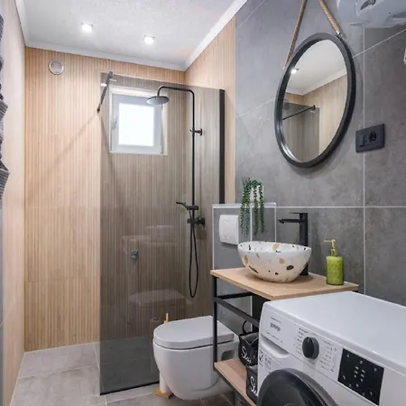 Apartamento Vujina - One Bedroom And Balcony