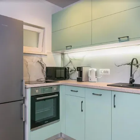 Vujina - One Bedroom And Balcony Kaštela